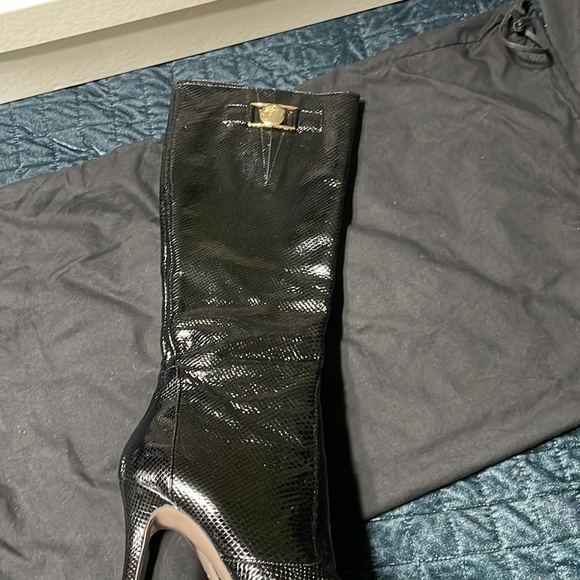 Gorgeous Versace tall platform boots!Black snakeskin!Worn once!Great condition! - Picture 8 of 10